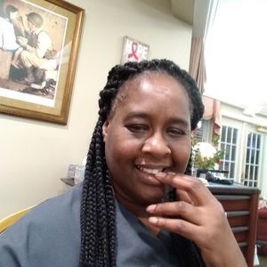 Meet your Posher, Michele